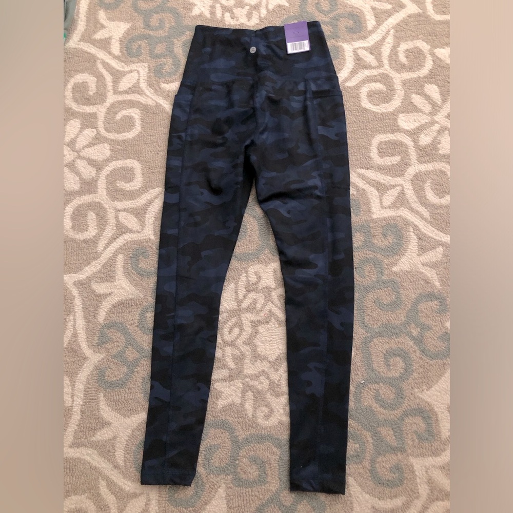 NWT Danskin leggings ladies size XS